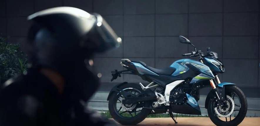 Bajaj Pulsar N160: The ultimate urban companion
