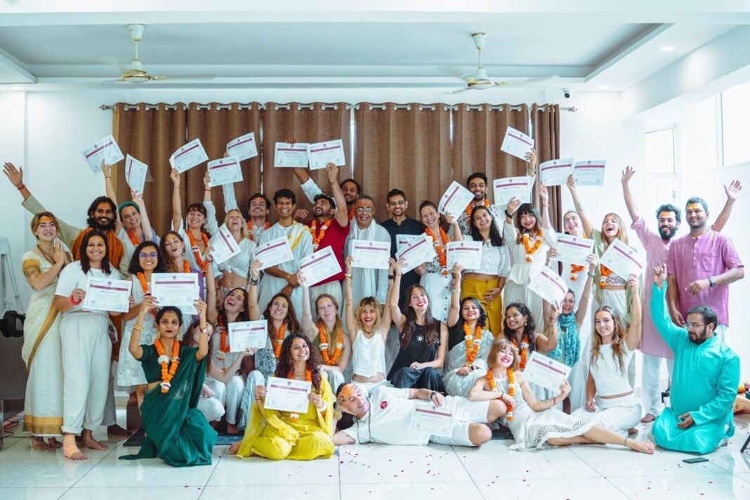 best yoga school in rishikesh
