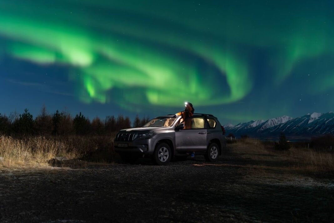 Chasing the Northern Lights in Iceland: Why a Car Makes the Difference
