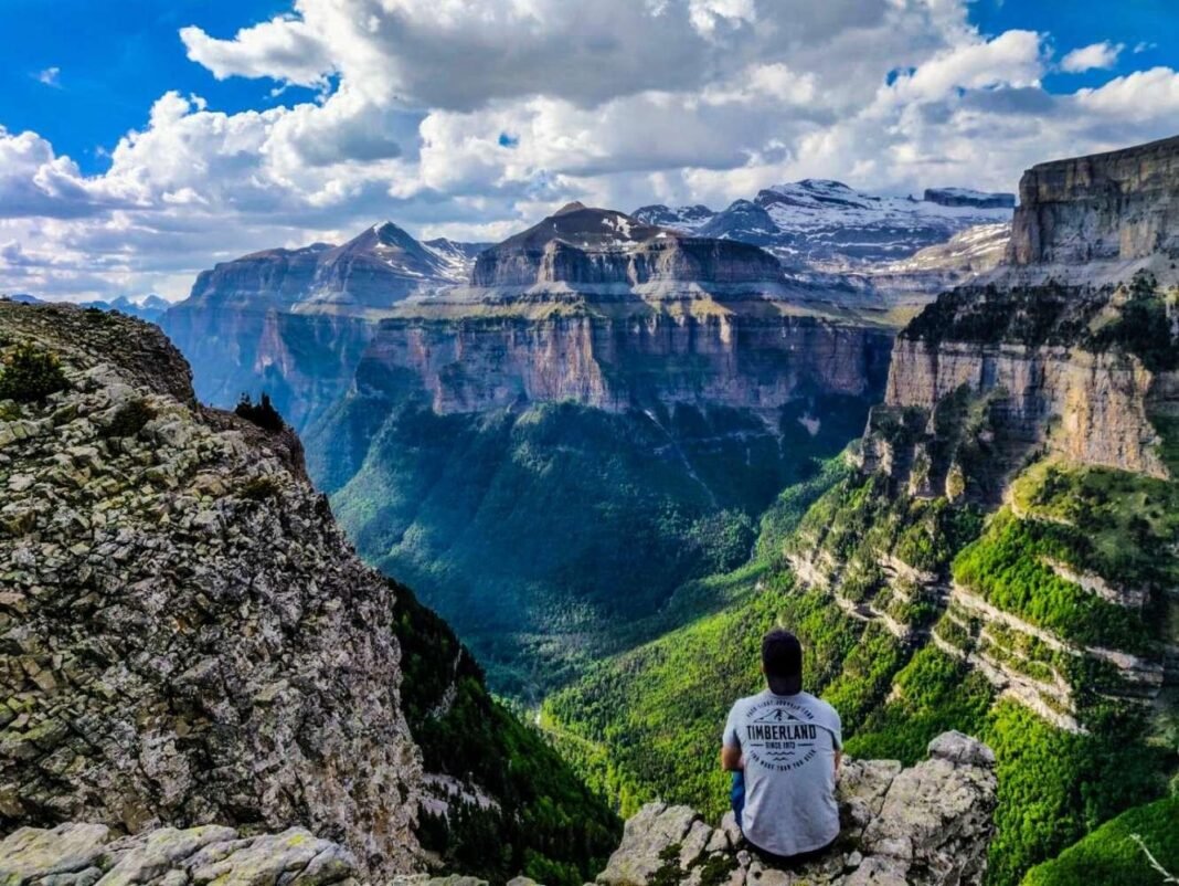 Top 7 Places to Experience the Mediterranean Charm of Spain