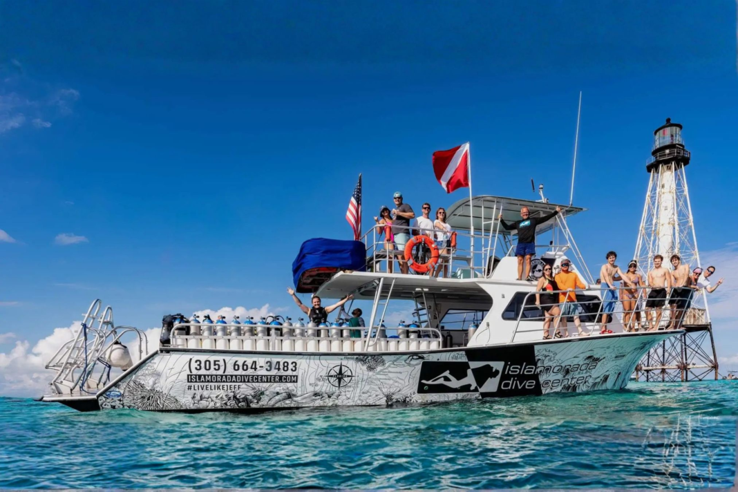 Top 4 Reasons to Try Spearfishing Charters in the Florida Keys